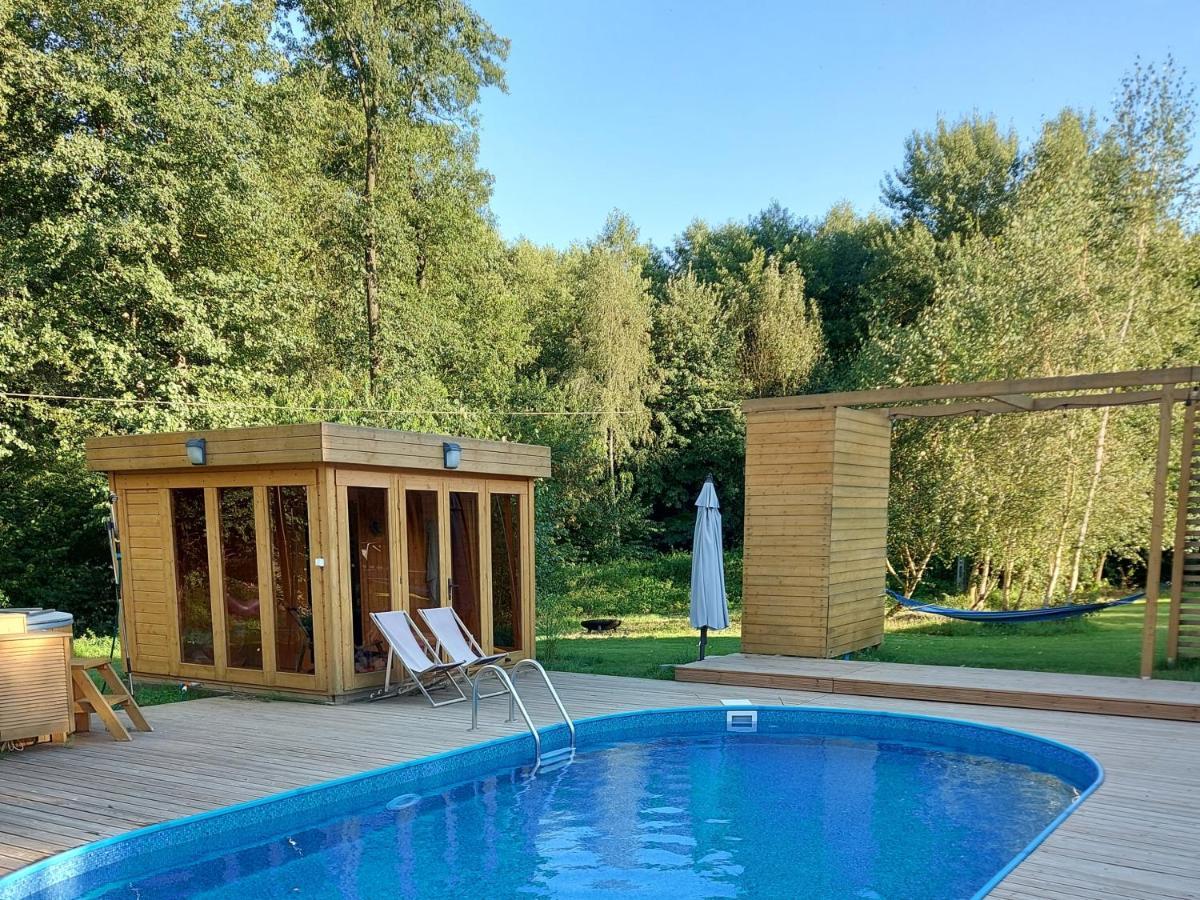 Dom Przy Lesie Villa Wielgie Exteriör bild