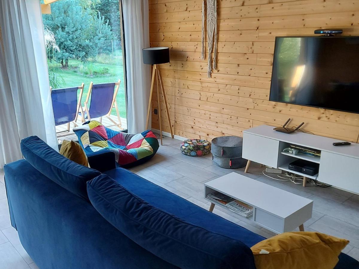 Dom Przy Lesie Villa Wielgie Exteriör bild